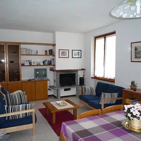 בית נופש Casa Ortensia מנאג'יו